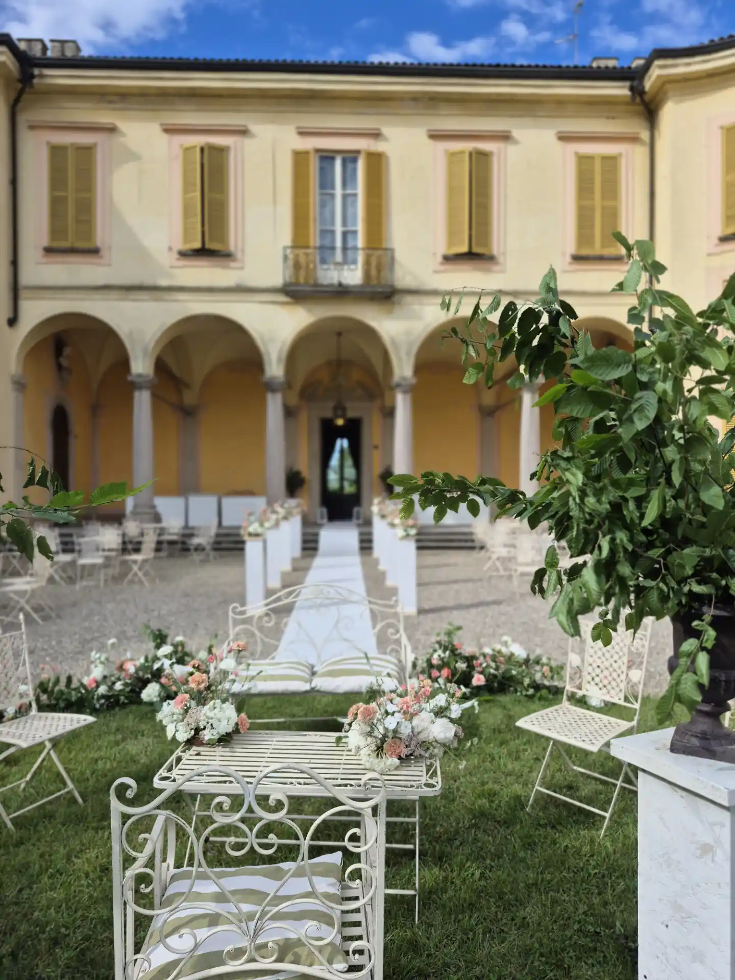 il parco storico di Villa Botta Adorno, la cornice verde ideale per i tuoi ricevimenti